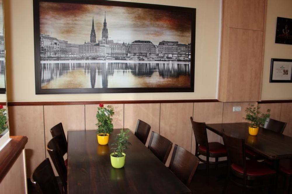 Altan Hotel Гамбург Экстерьер фото