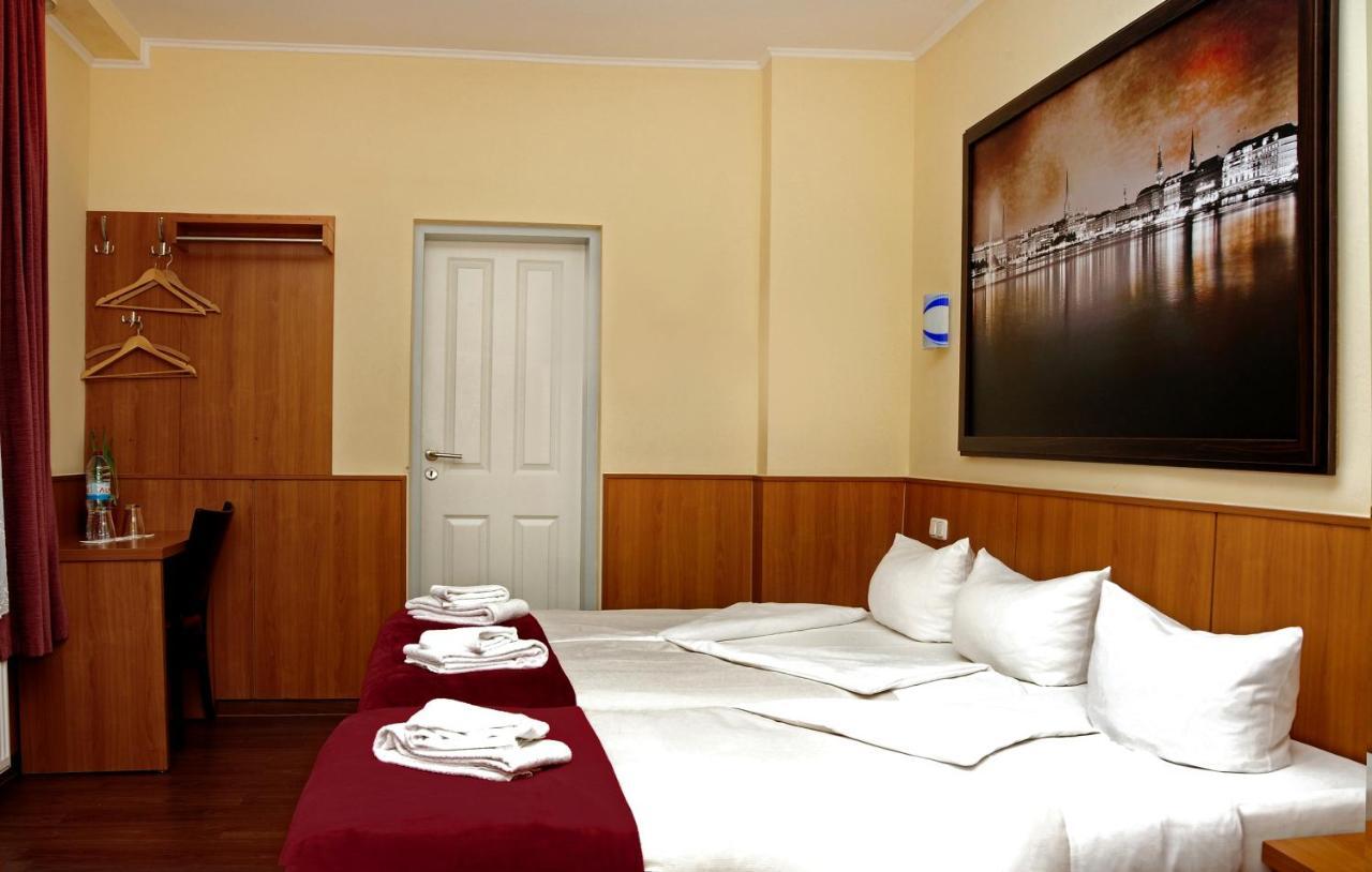 Altan Hotel Гамбург Экстерьер фото